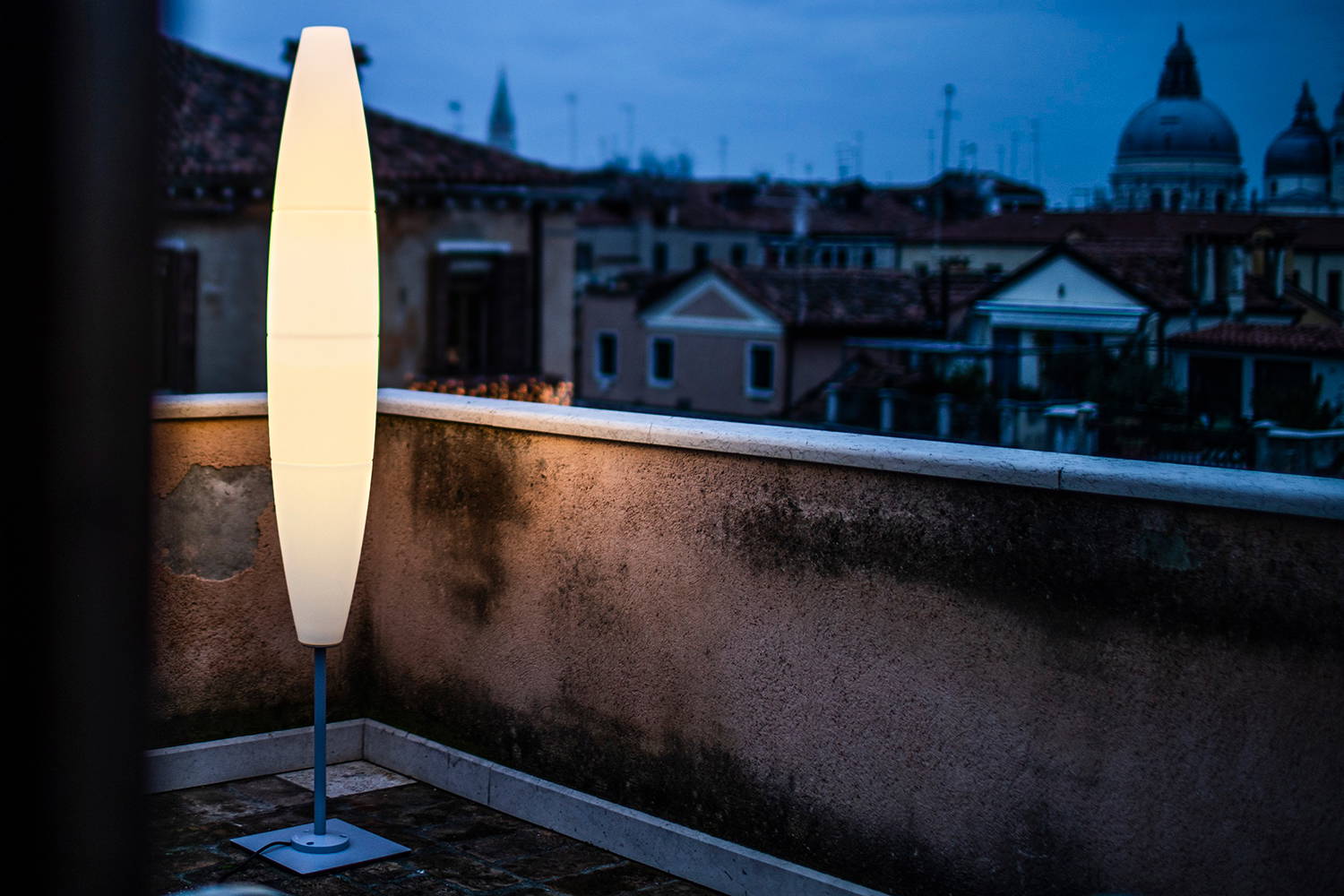 Havana Outdoor Floor Lamp by Foscarini | room service 360°