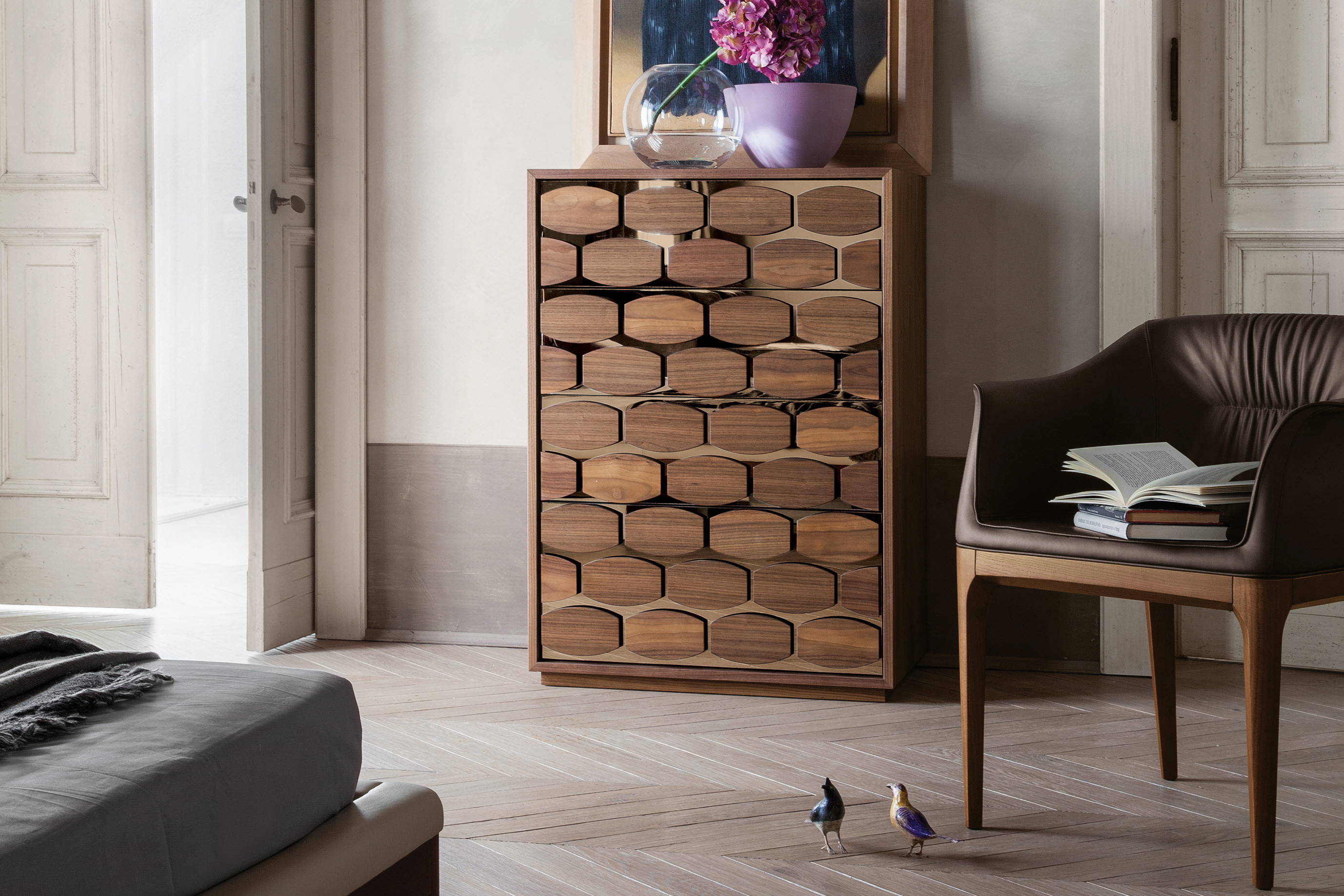 Honey Night Chest with Mivida Armchair