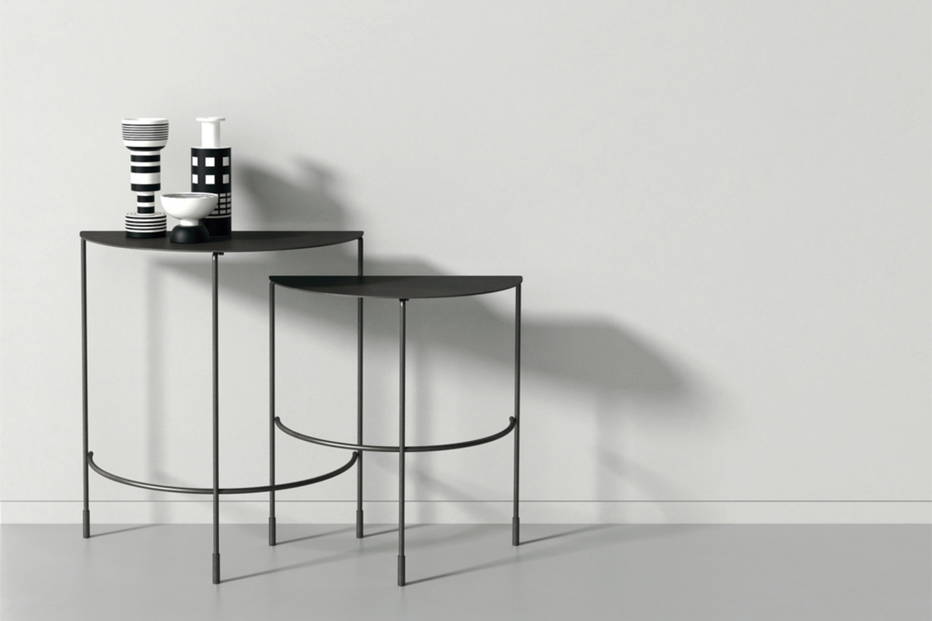 Hoodi Console Table