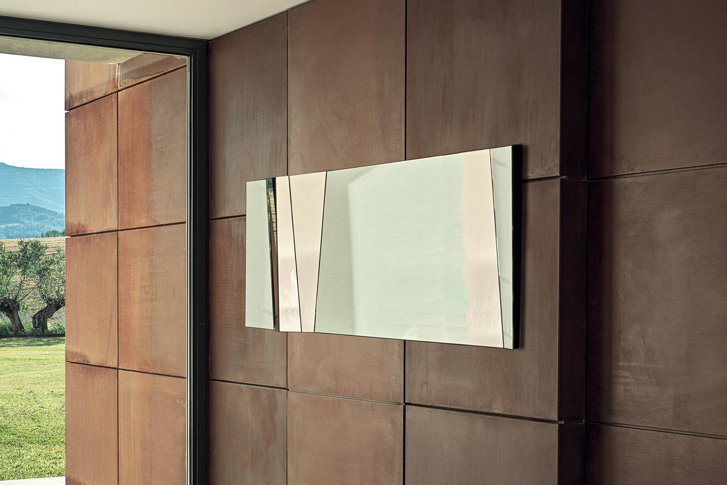 Illusion mirror by Bontempi Casa