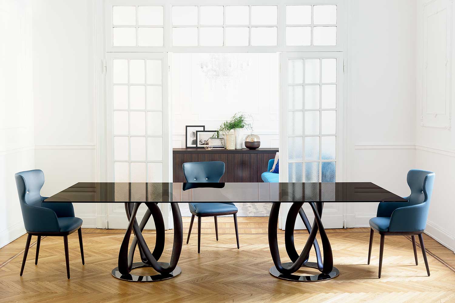 Infinity Double Pedestal Dining Table by Porada | room service 360°