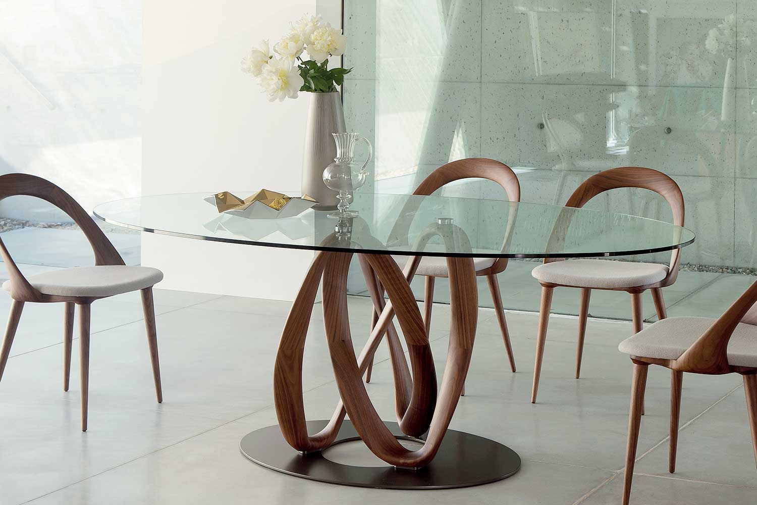 infinity-oval-dining-table-02.