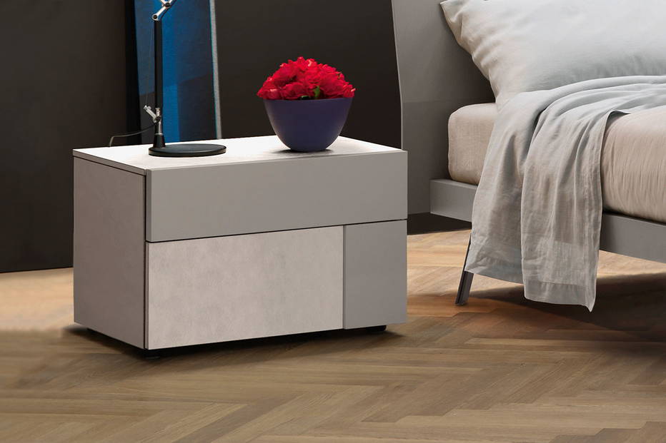 Insieme Nightstand