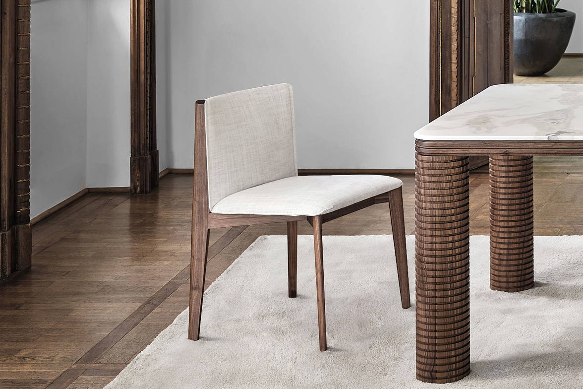 Ionis dining chair with Sansiro table by Porada Ionis dining chair with Sansiro table by Porada