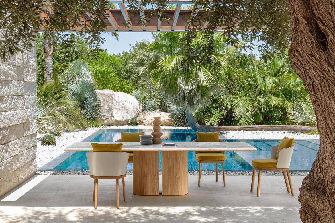 Itaca dining table by Carlo Colombo for Talenti Itaca dining table by Carlo Colombo for Talenti