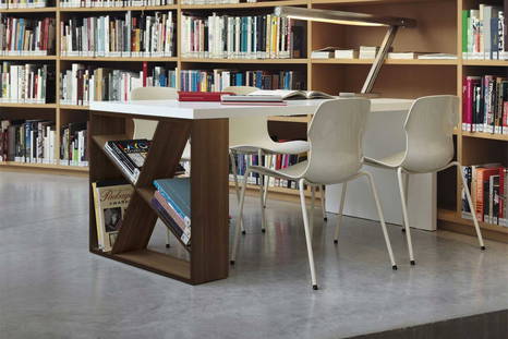 J-Table office desk by Horm