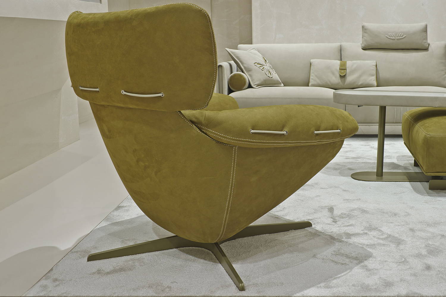 ジャッキー&アル カントリーチェア Jackie Armchair by Gamma Arredamenti | room service 360°