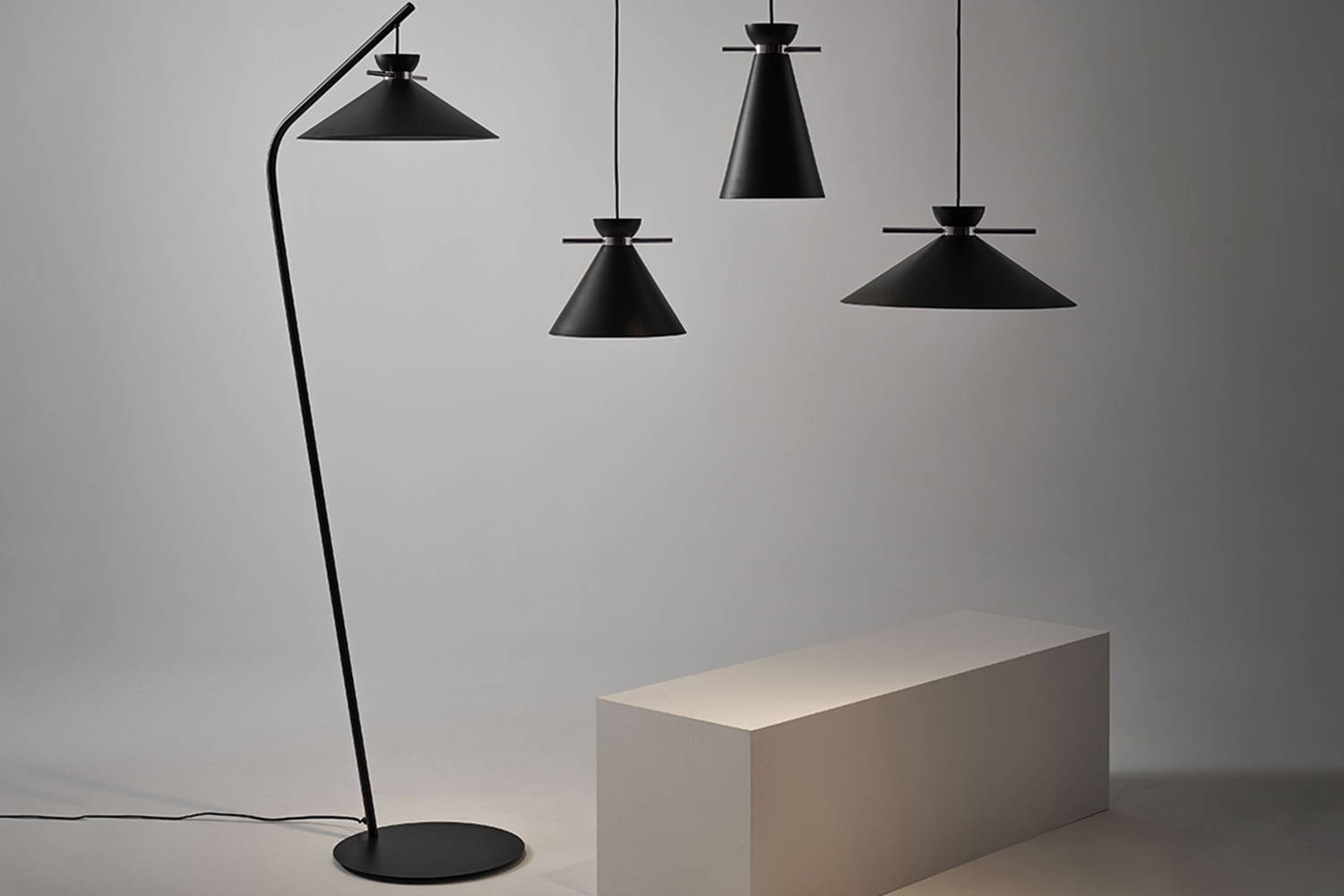 Japan Floor Lamp by Midj | room service 360°