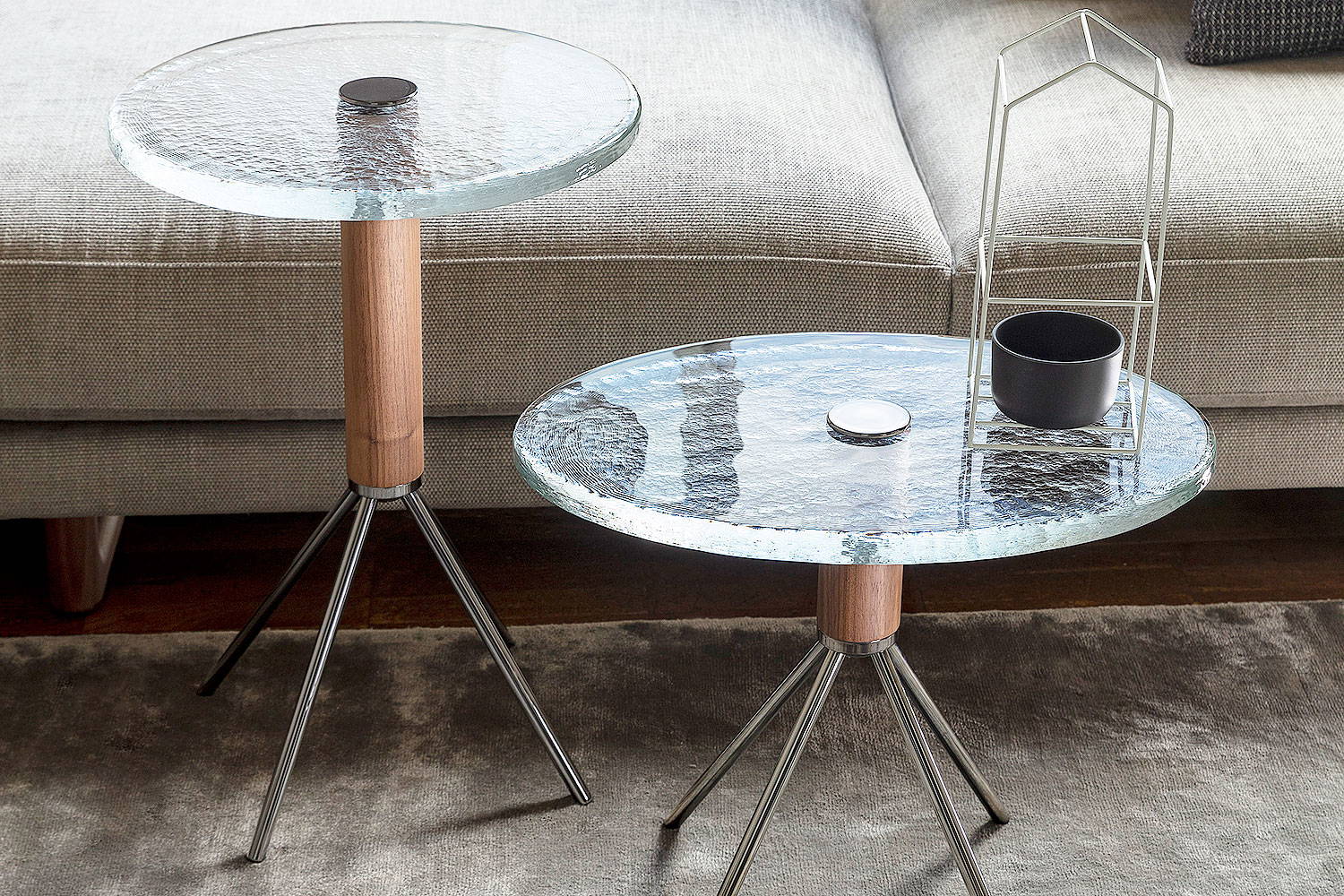 Jelly glass end tables in round and oval shape by Porada
