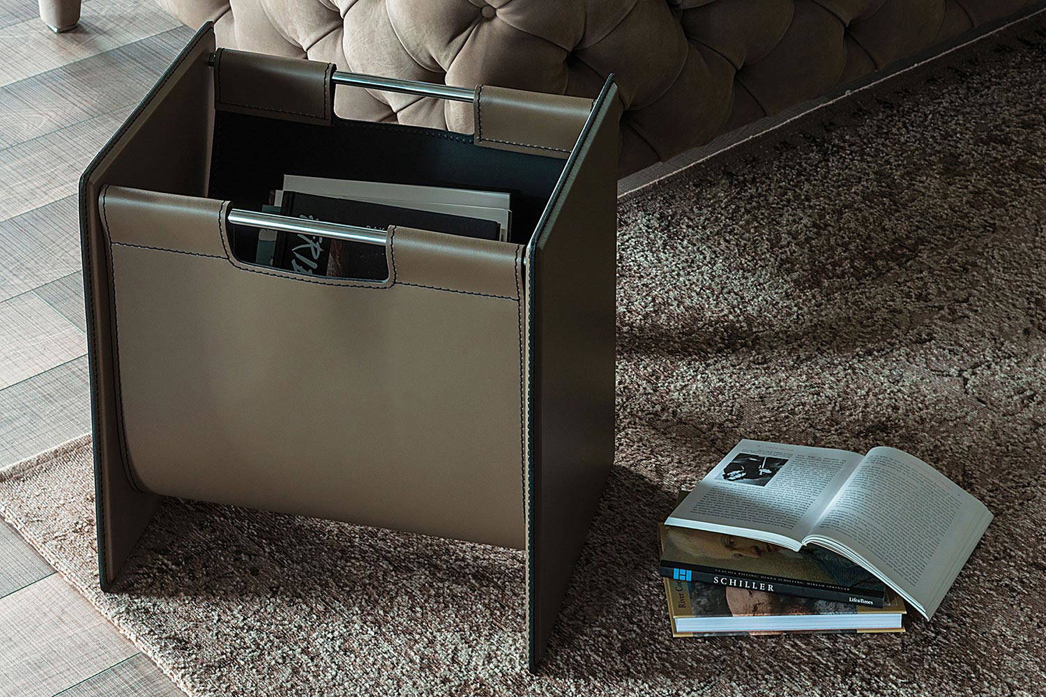 Jerry leather magazine rack by Cattelan Italia