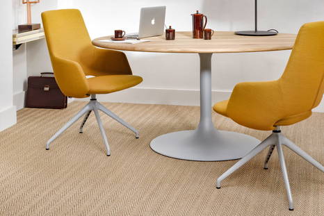 Jima highback dining chair by Artifort