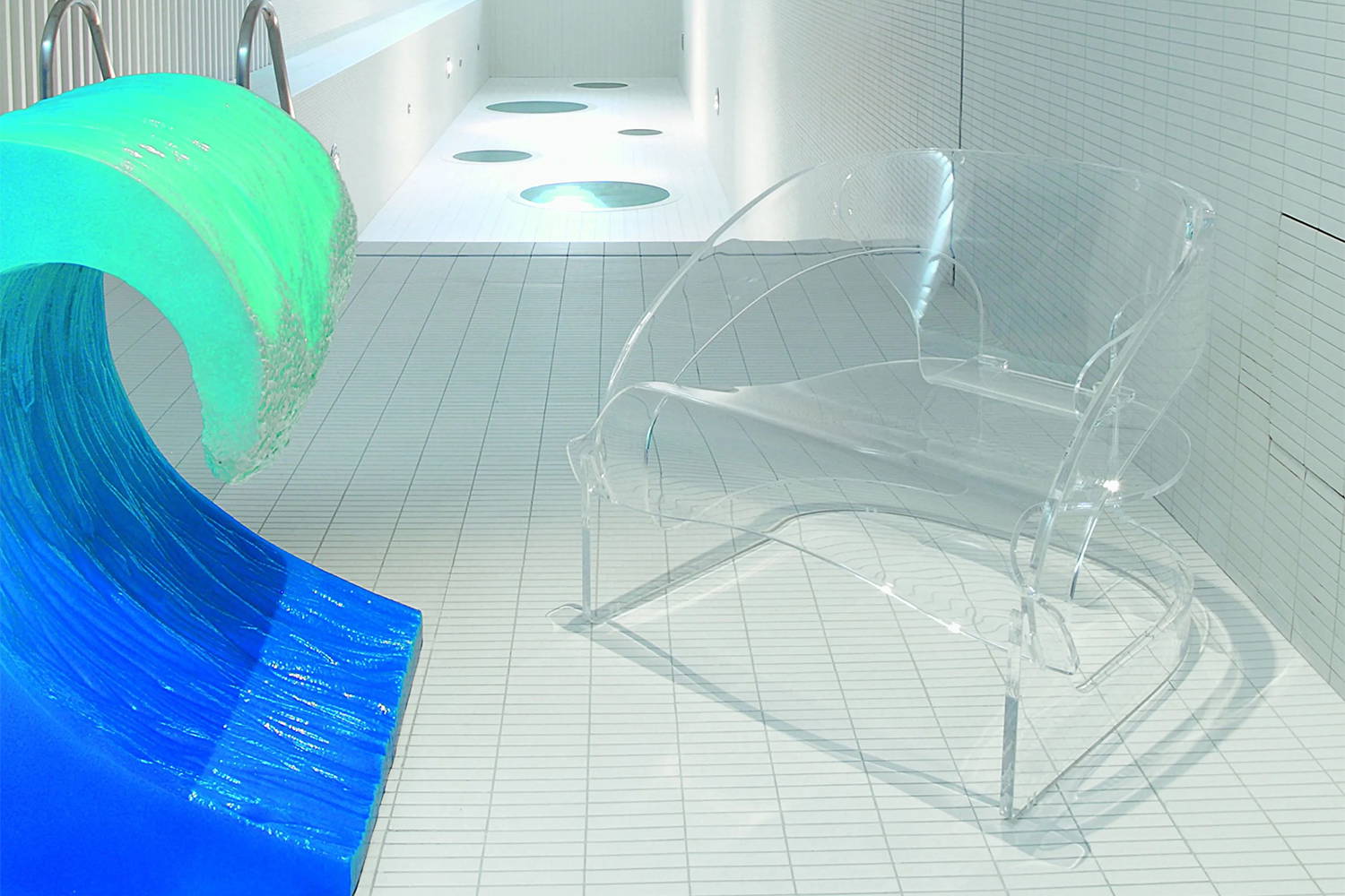 Joe Colombo Lounge Chair by Kartell | room service 360°