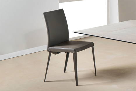 Juliette dining chair by Naos 
