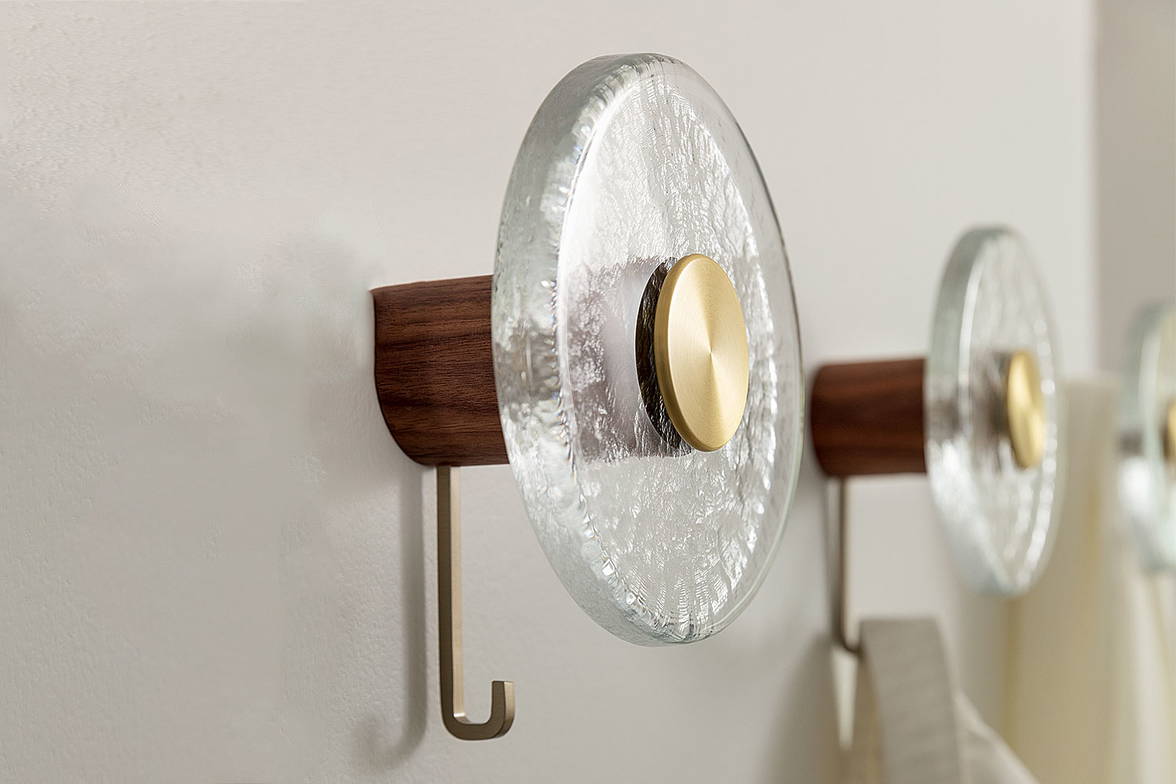 Jupiter coat hanger by Porada Jupiter coat hanger by Porada