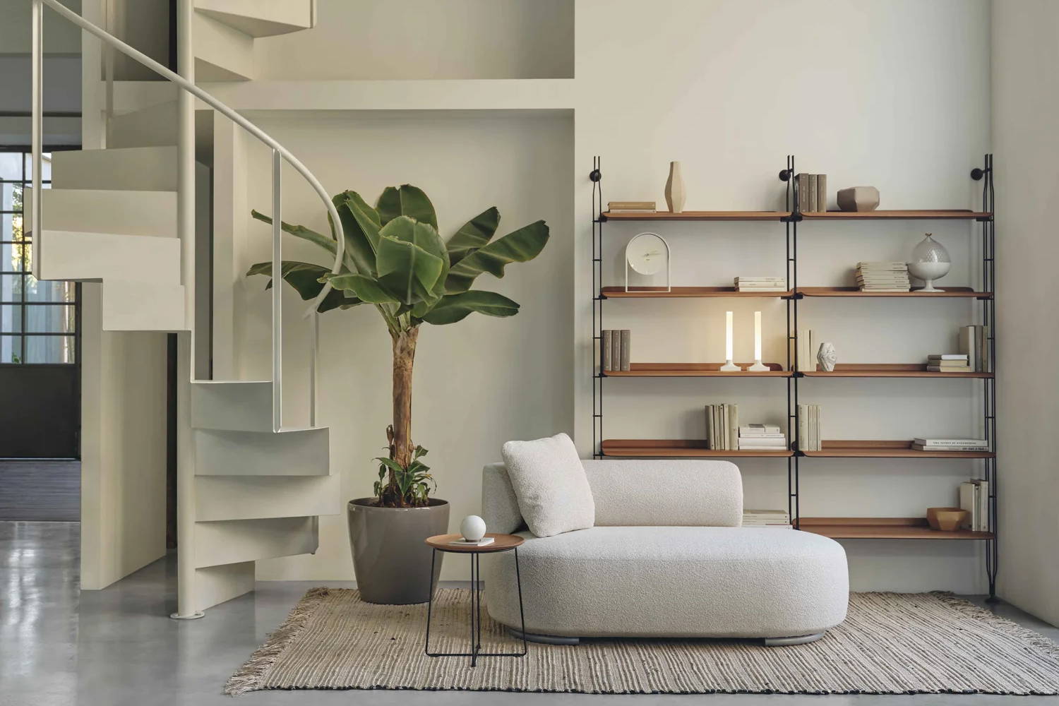K-Waiting Chaise
