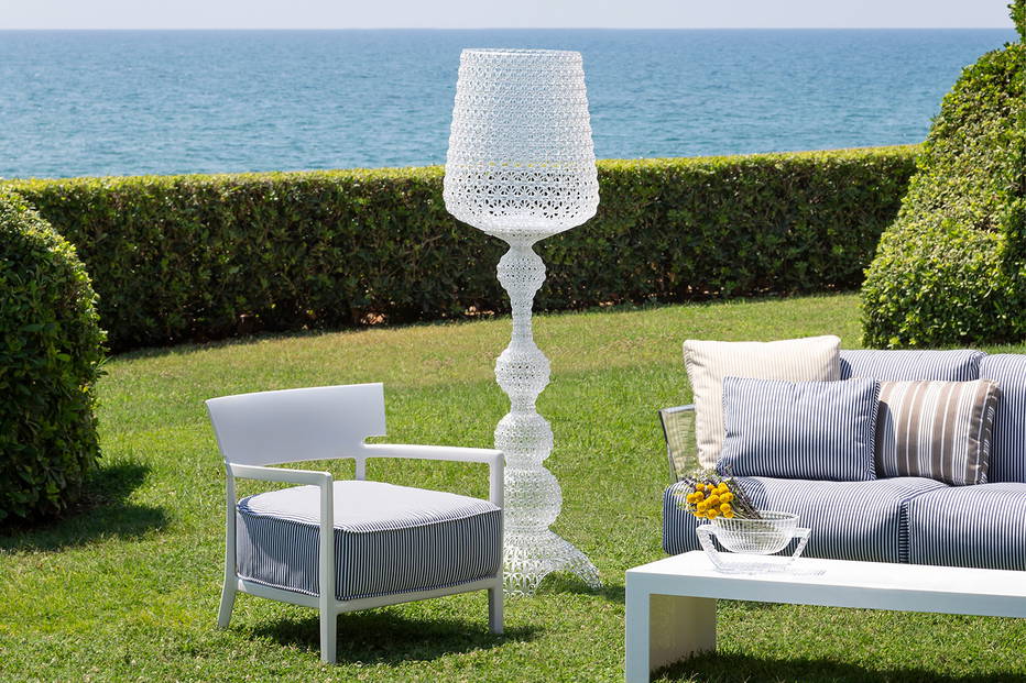 Kabuki Outdoor Floor Lamp
