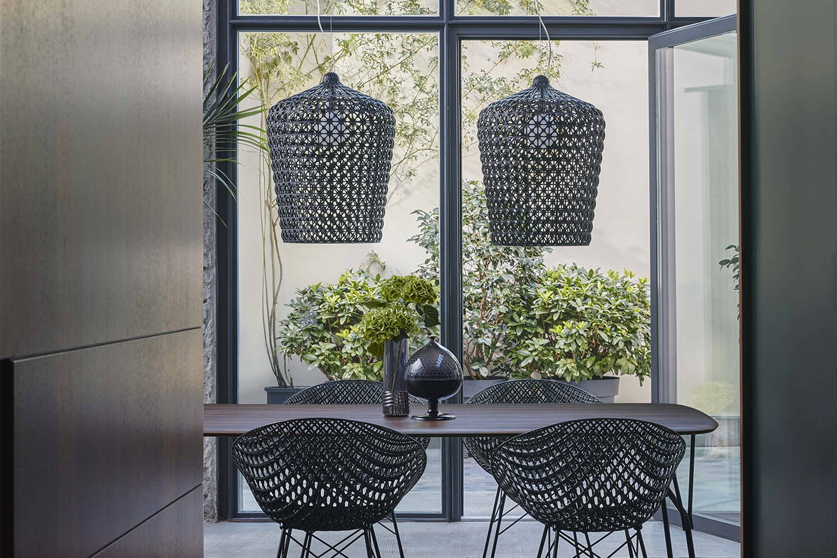 Kabuki suspension lights with the Smatrik Dining Chair Kabuki suspension lights with the Smatrik Dining Chair