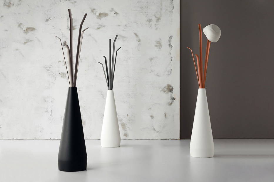 Kadou Coat Rack