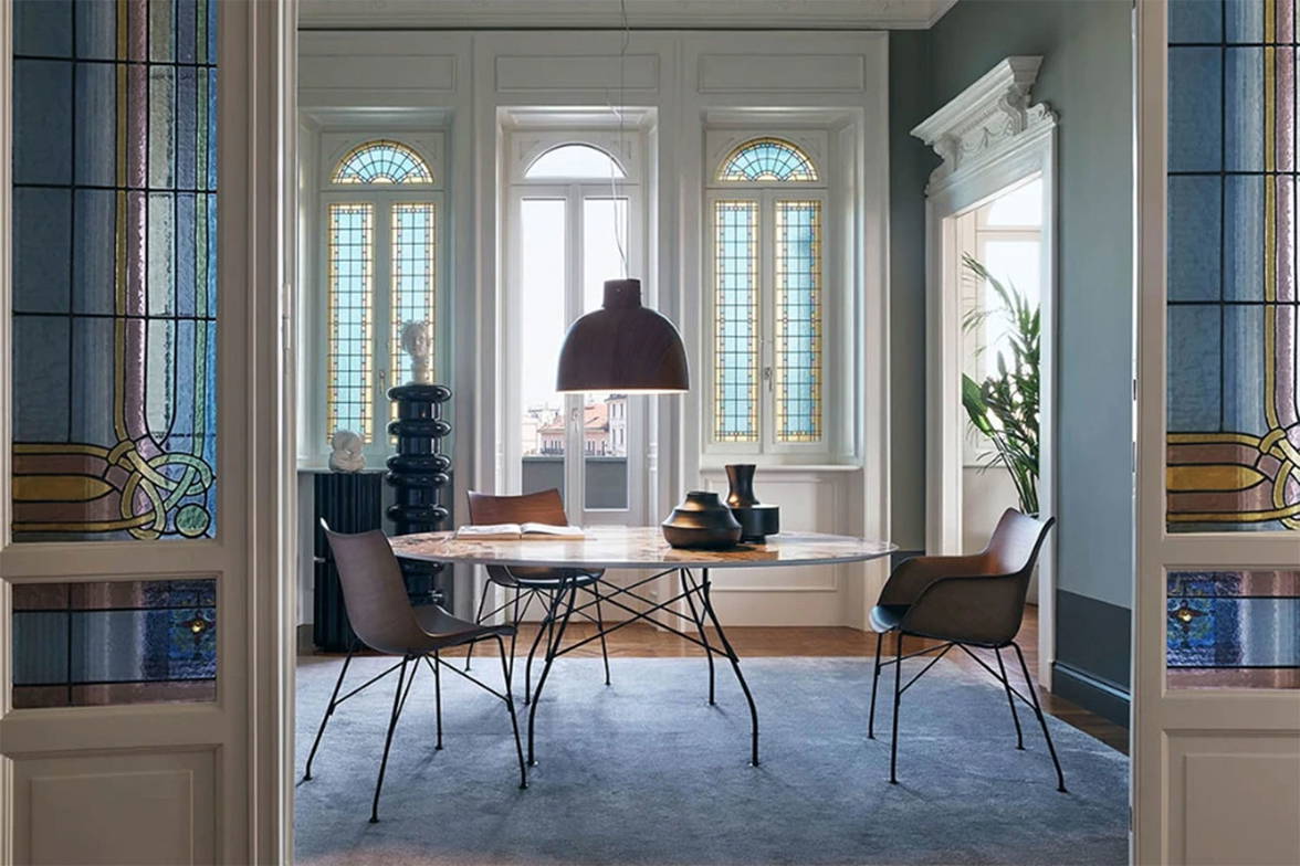 Glossy dining table designed by Antonio Citterio with Oliver Löw Glossy dining table designed by Antonio Citterio with Oliver Löw