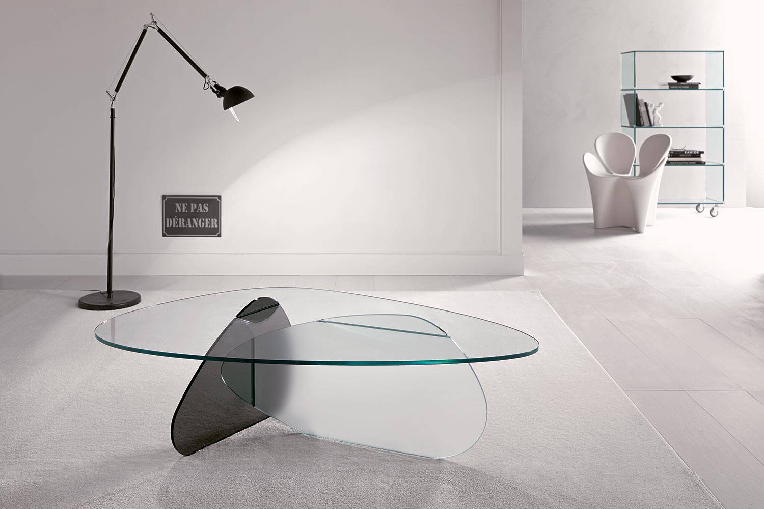 Kat coffee table by Karim Rashid for Tonelli in a living area
