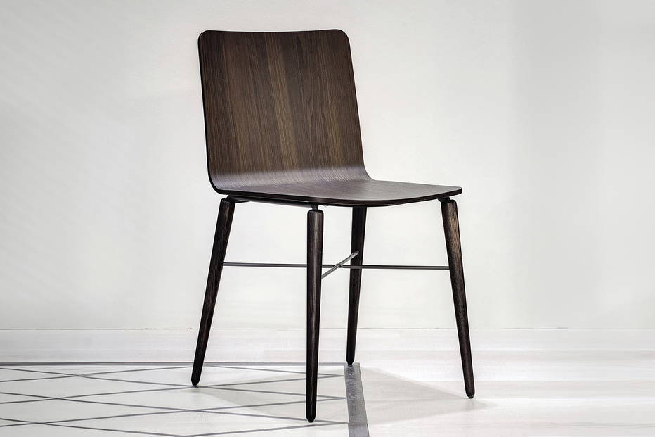 Kate wood dining chair designed by Pocci & Dondoli for Bontempi Casa