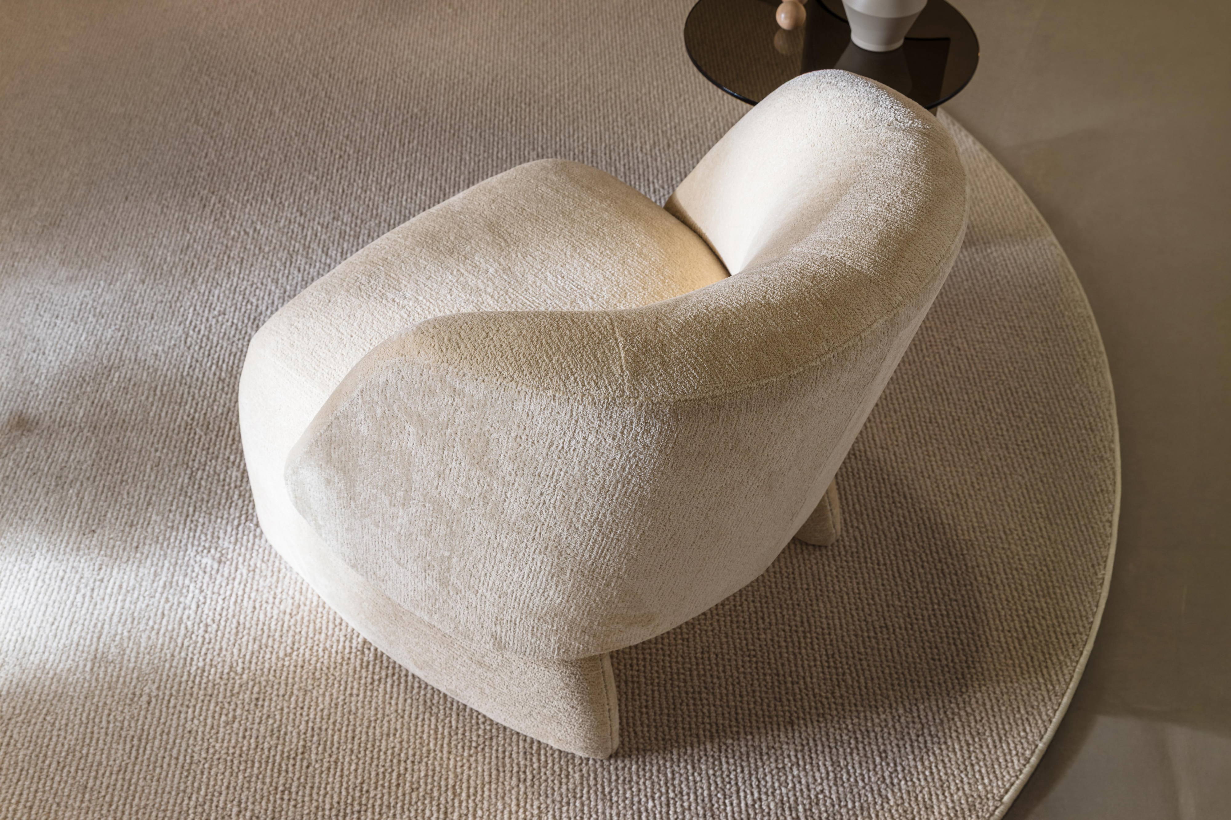 Kibi Armchair by Nicoline Italia | room service 360°