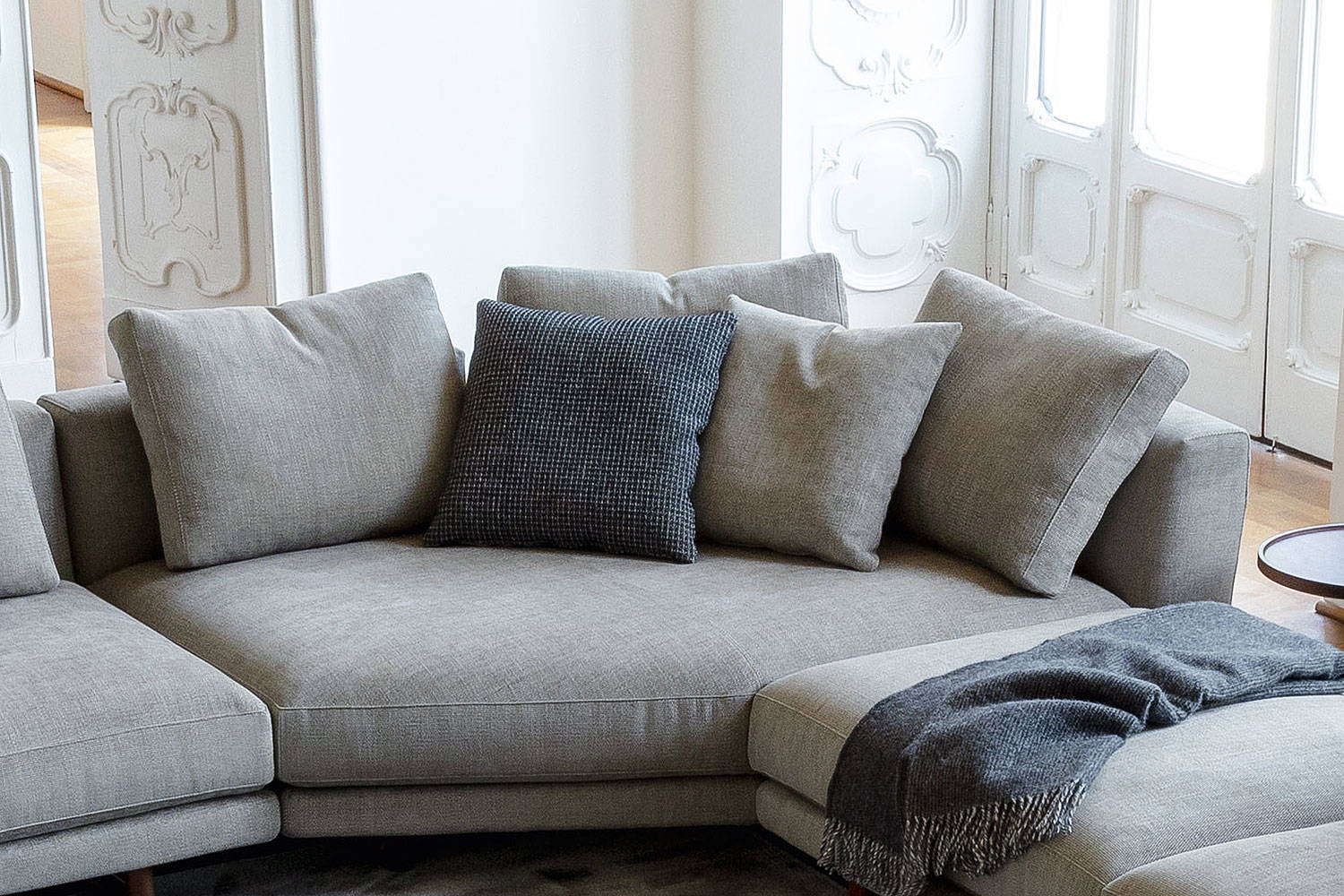 Kirk 60 Cushion
