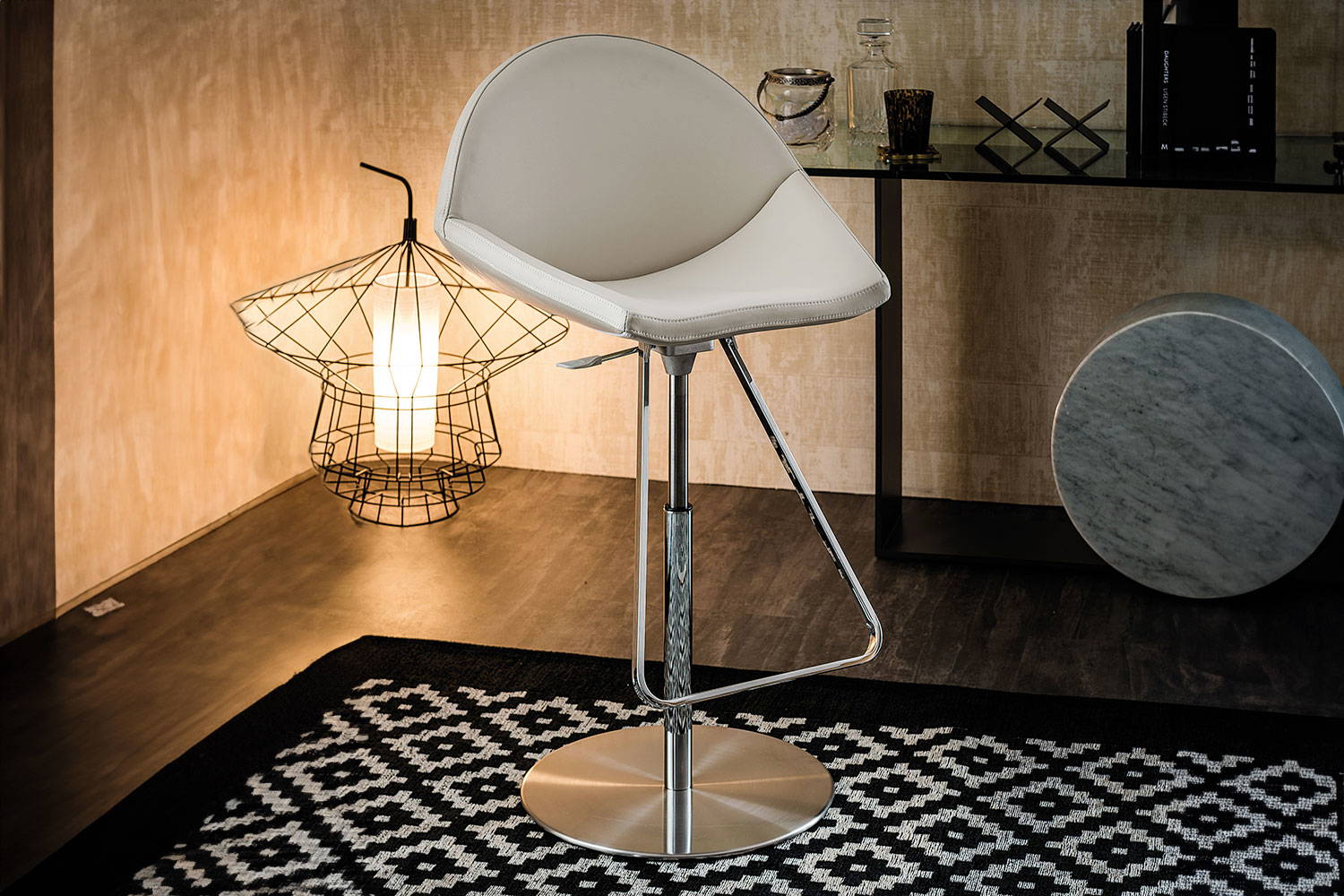 Kiss bar stool by Cattelan Italia