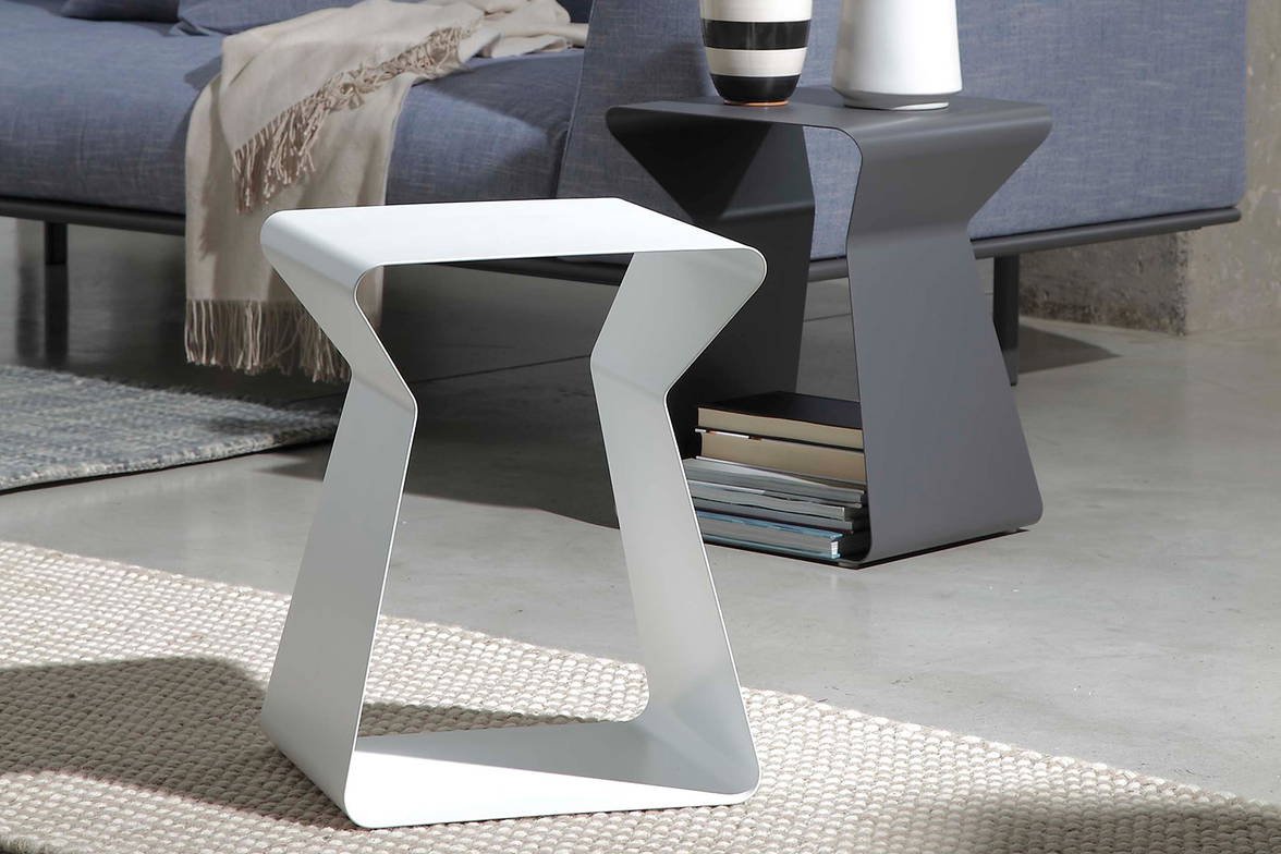Kito end table by Bontempi Casa Kito end table by Bontempi Casa