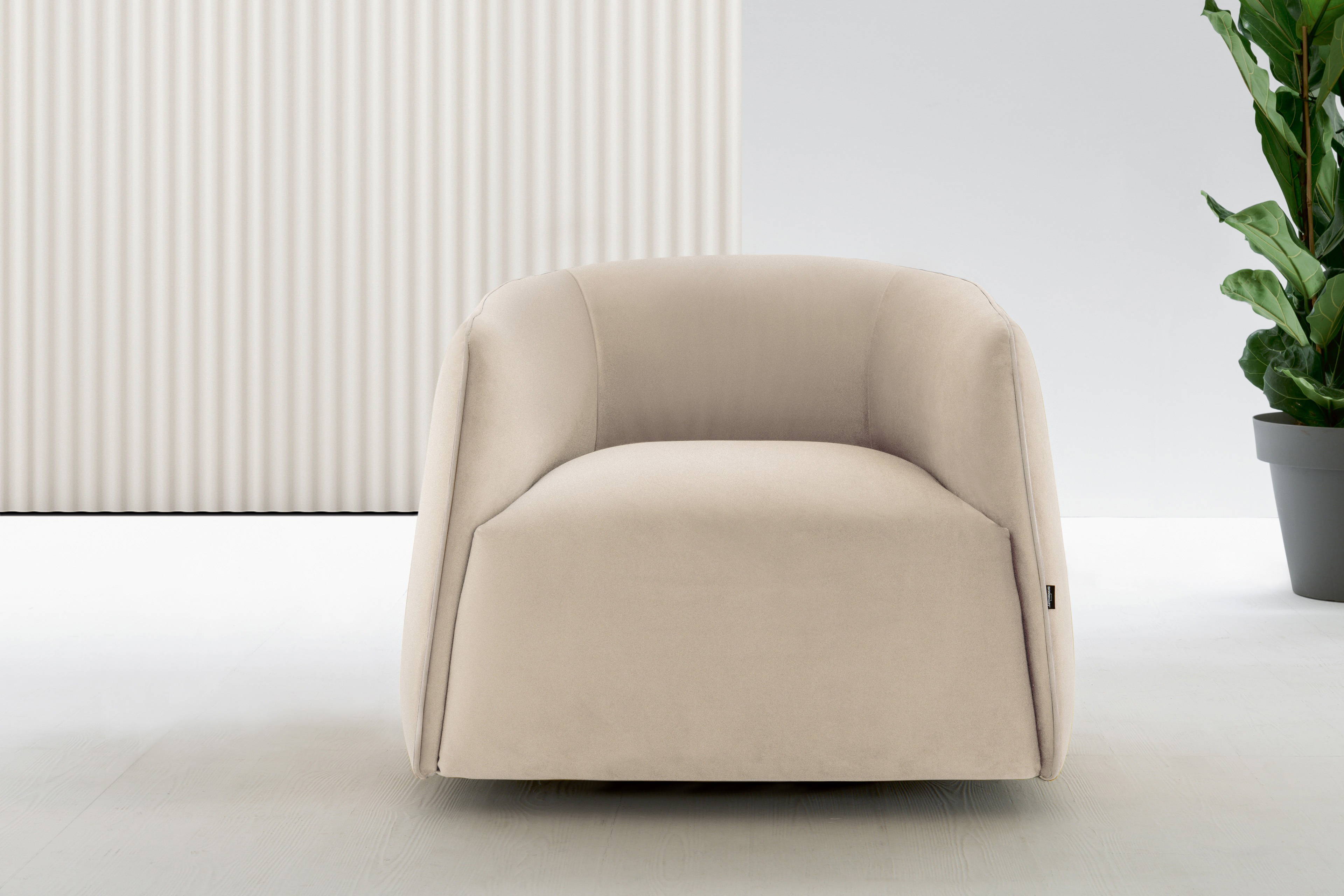 Kodi swivel armchair by Bontempi