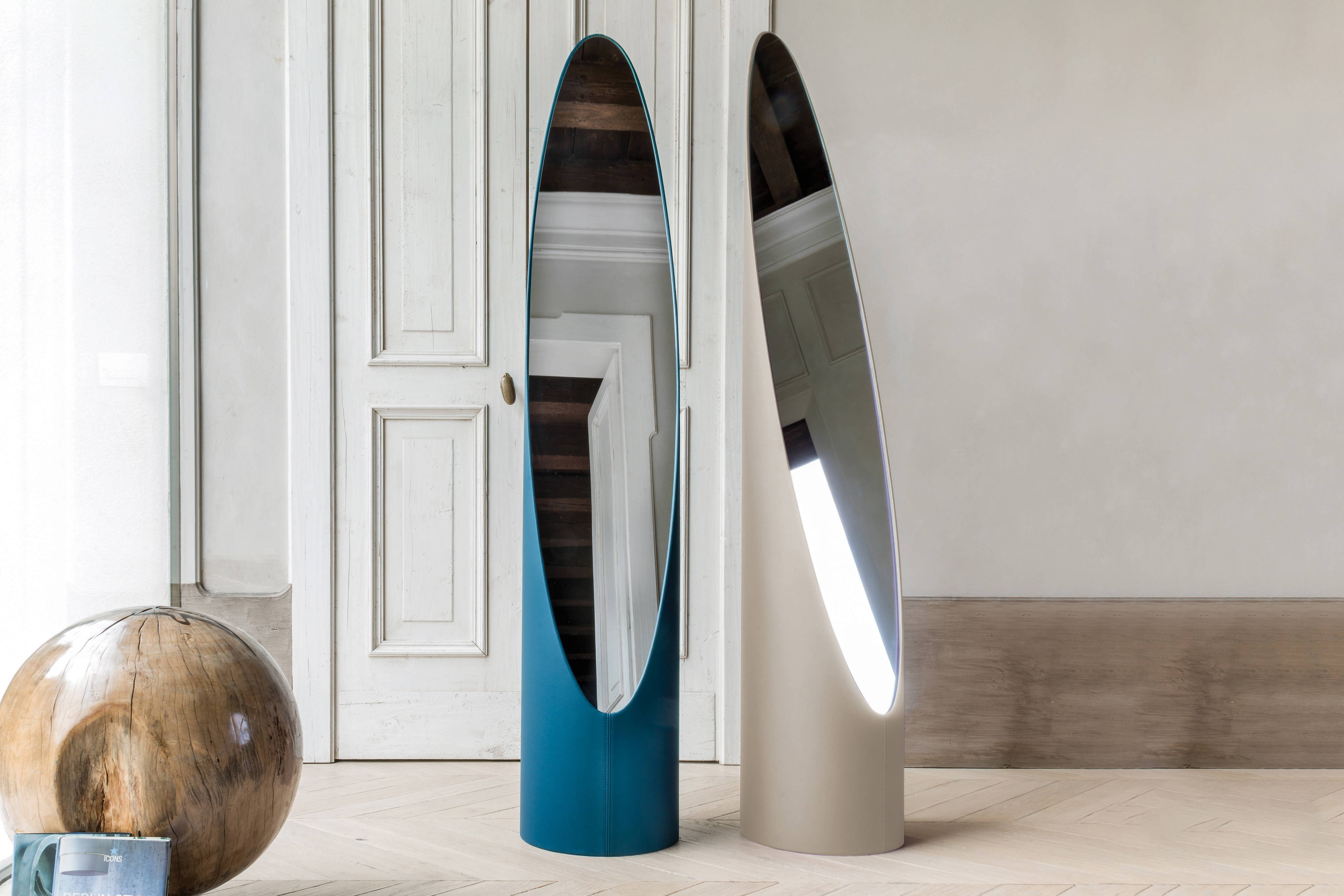 Kolonaky Mirror