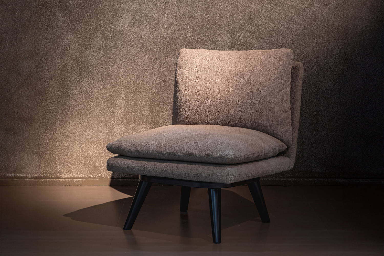 Komfy Lounge Chair designed by Costantini IDS