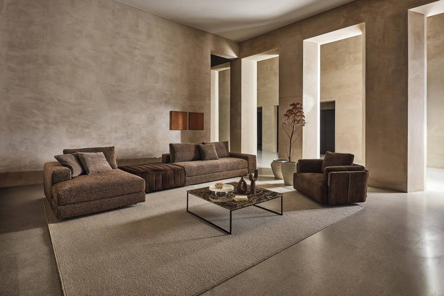 Kuba Plain Sectional Sofa With Chaise