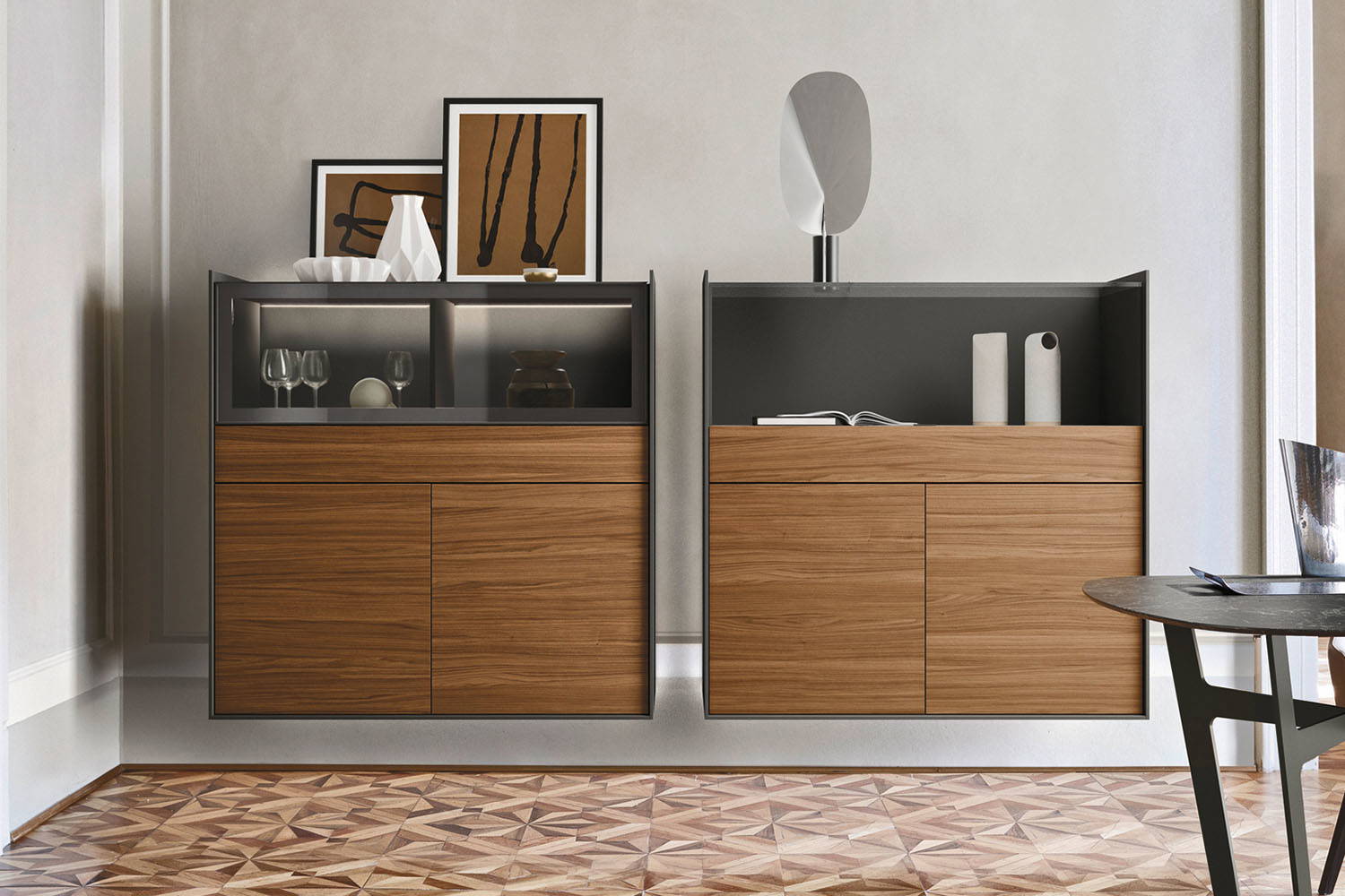 Lampo L7C19 Wall-Mounted Cupboard
