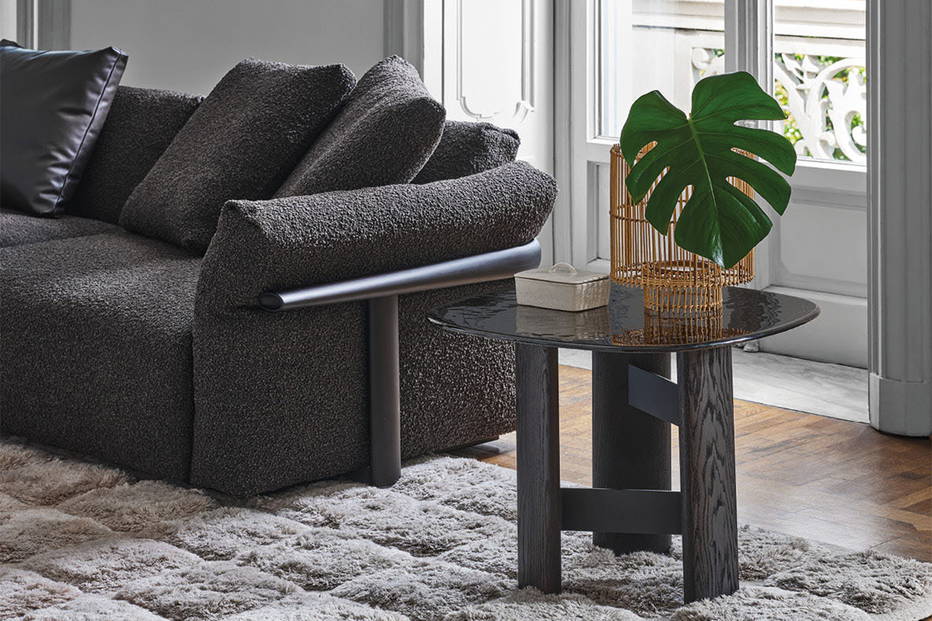 Latch End Table