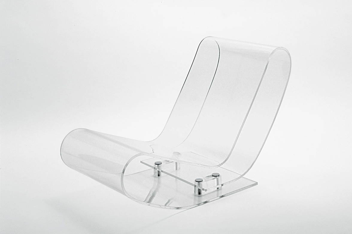 LCP lounge chair made of transparent PMMA LCP lounge chair made of transparent PMMA