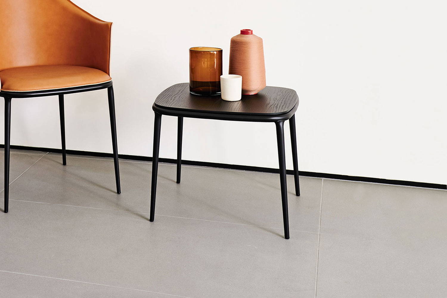 Lea End Table