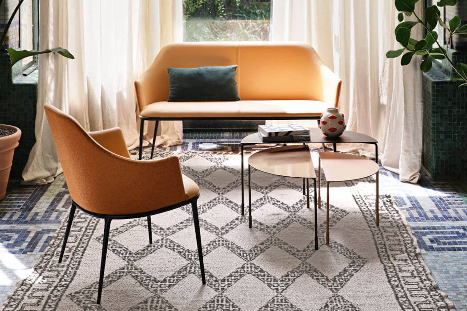 Lea Sofa