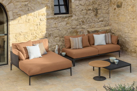 Leaf Chaise Sectional Sofa with Table