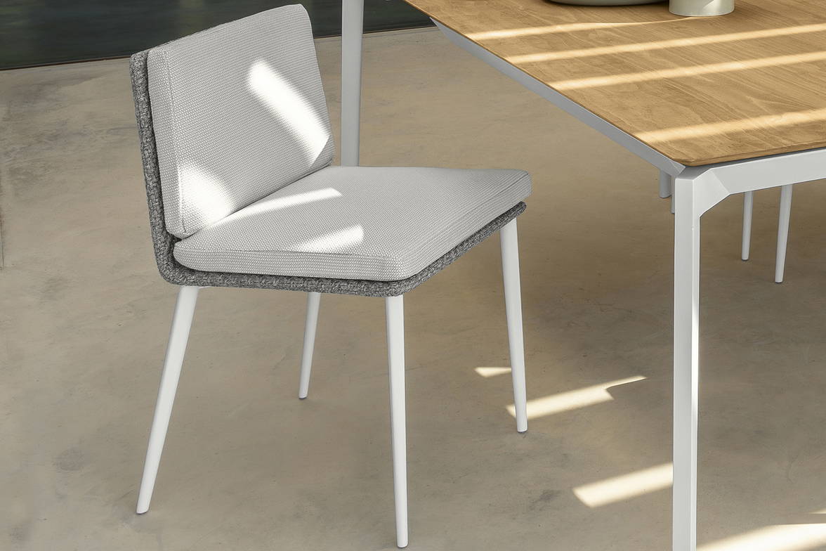 Leaf dining chair by Talenti Leaf dining chair by Talenti
