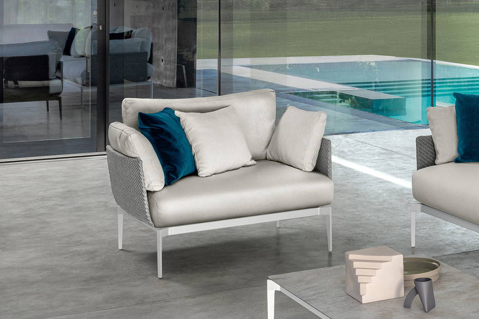 Leaf Lounge Armchair
