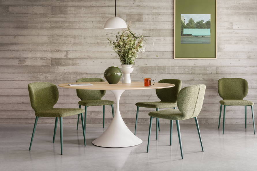 Leo Dining Table