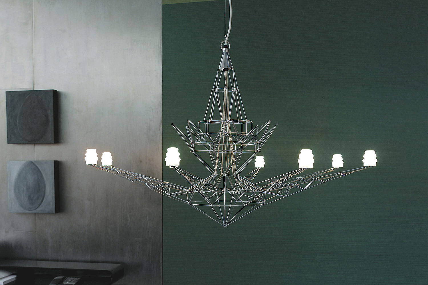 Lightweight suspension light by Foscarini