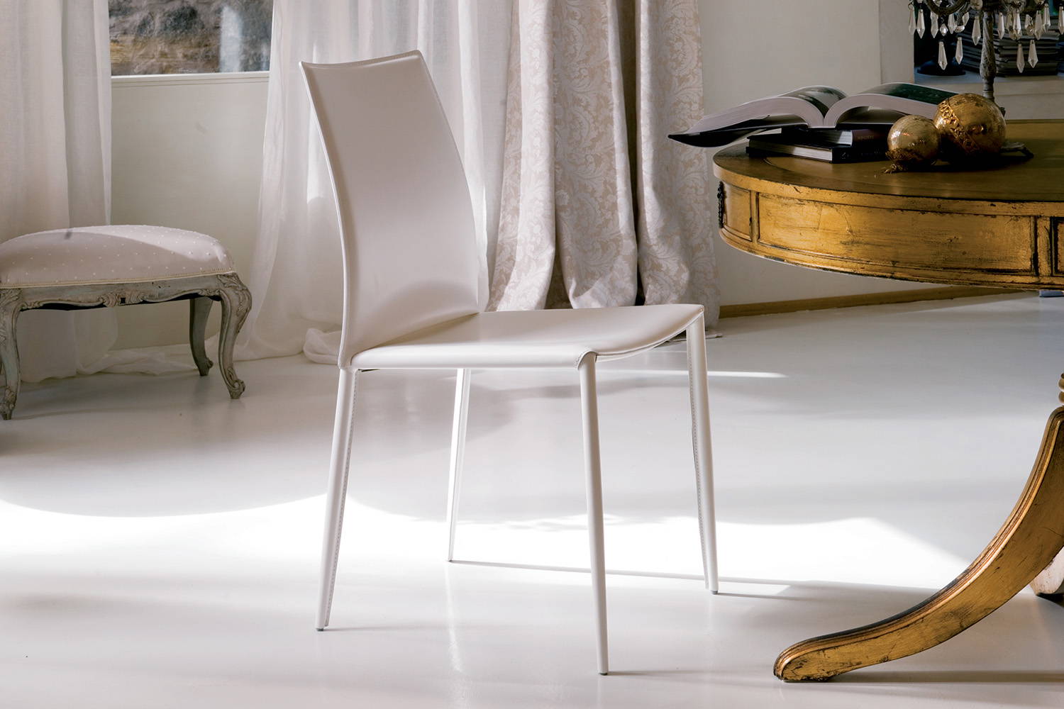 Linda Dining Chair by Bontempi Casa | room service 360°