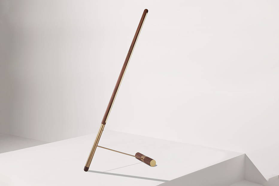 Linea D Floor Lamp
