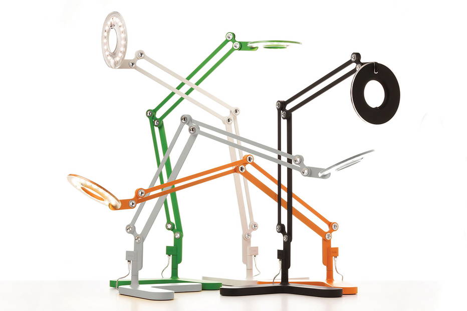 Link table lamp available in five colors