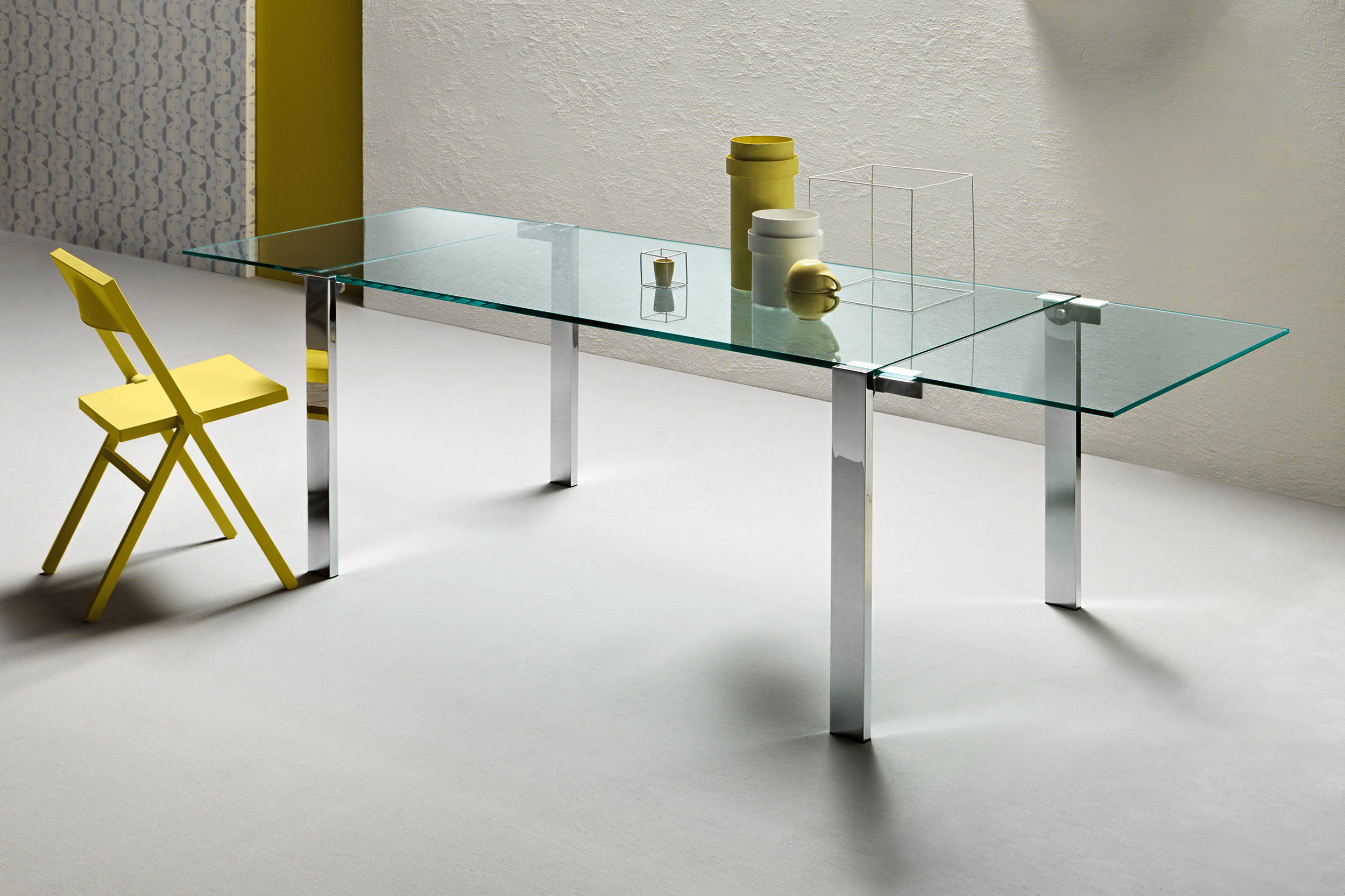 Livingstone dining table with chrome legs