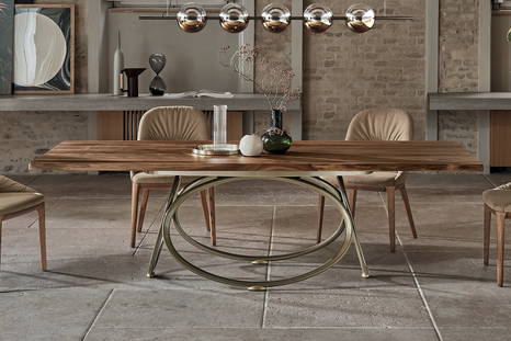 Louis dining table designed by Andrea Radice for Bontempi Casa
