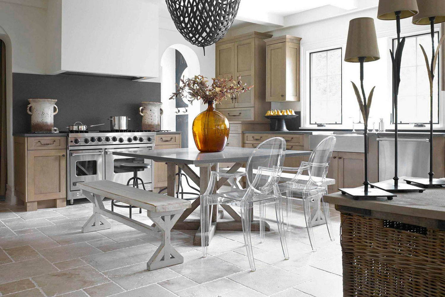 Kartell LOUIS GHOST 2脚set Louis Ghost Dining Chair (Set of 2) Quickship by Kartell | room