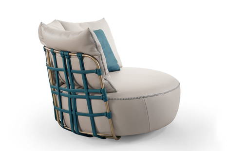 Love armchair by Gamma is easily customized